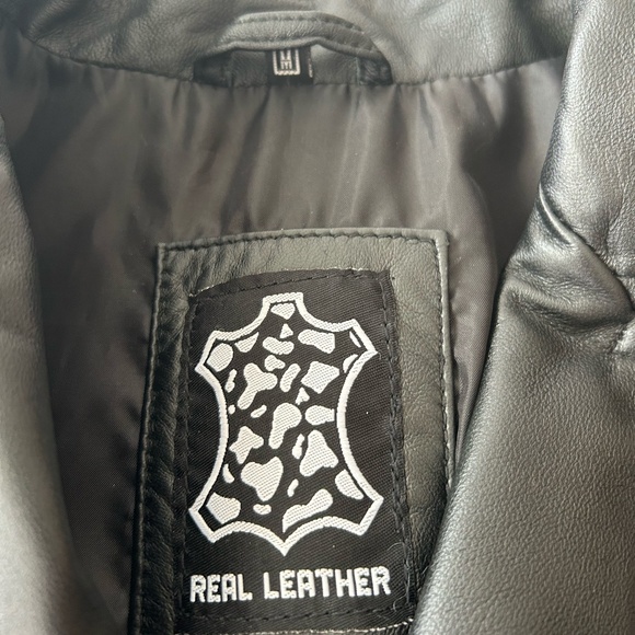 Leather jacket - Picture 7 of 9